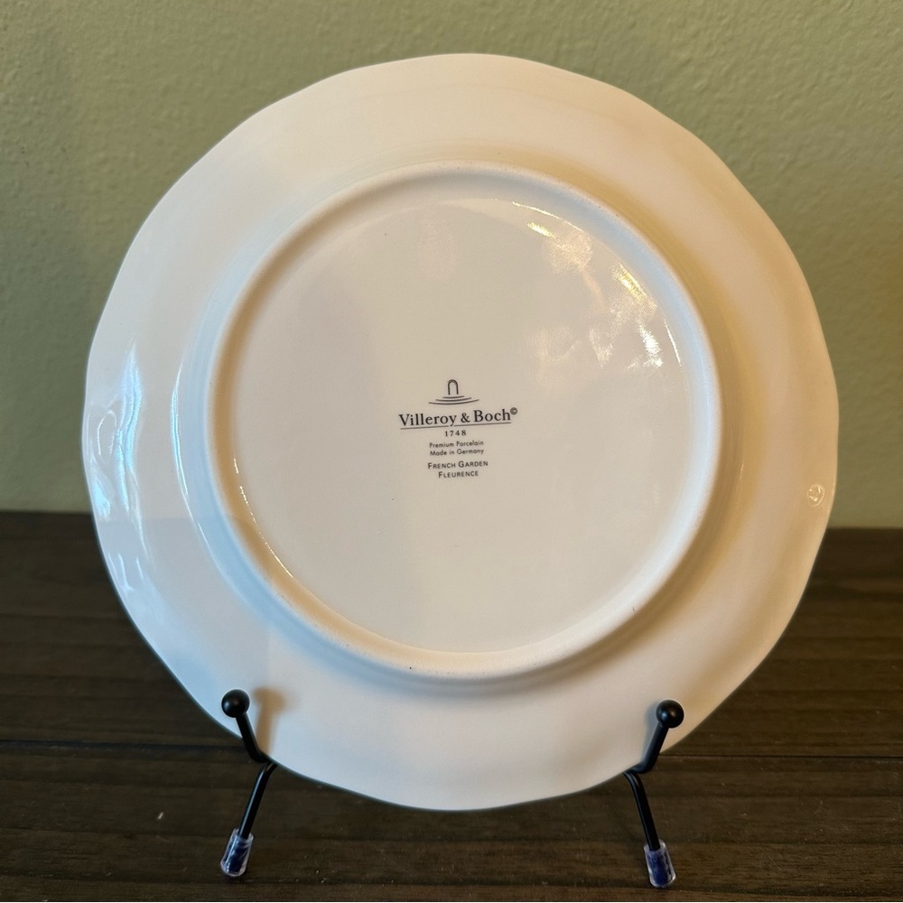 Villeroy & Boch French Garden Fleurence Salad Plate 8.25” Fruit Pattern Germany - Picture 4 of 5